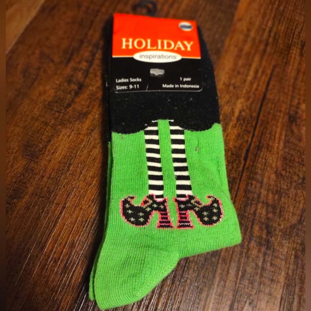 🧹 Witchy Socks 🧹